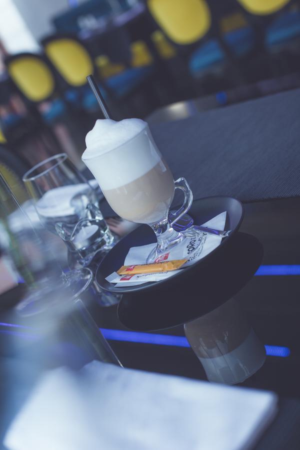 Hotel Europa Târgu Jiu Zewnętrze zdjęcie